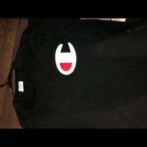 Champion t shirt large script c on front all black